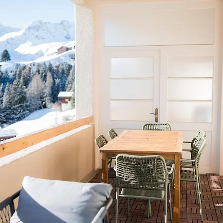 Alpennest Apartment *